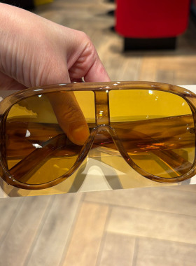 连体大框太阳镜2026新款时尚墨镜高级感防晒个性潮流百搭太阳眼镜