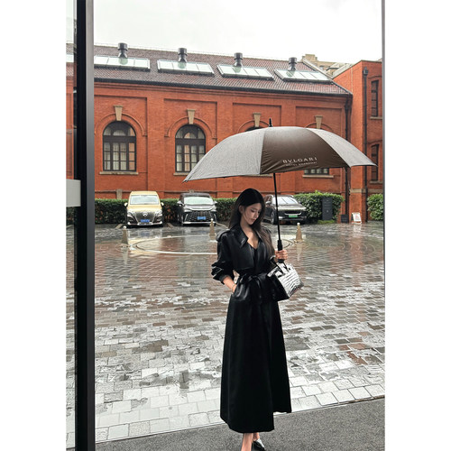 黑色高质感醋酸双排扣翻领外套秋