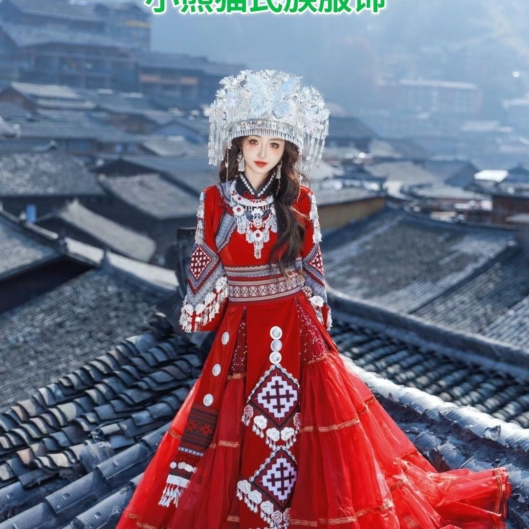 苗族新款苗疆少女服装红色影楼婚服土家族少数民族服饰摄影旅拍，