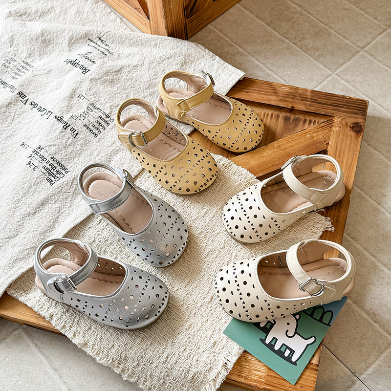 女童韩版简约镂空包头凉鞋2026夏季新款软底玛丽珍公主鞋沙滩鞋潮