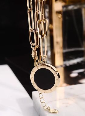 钛钢项链 欧美百搭黑白双面圆牌项链女长款毛衣链衣服挂件潮配饰