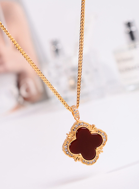 铜合金项链 新年红色花朵项链女轻奢高级设计感毛衣链百搭配饰品