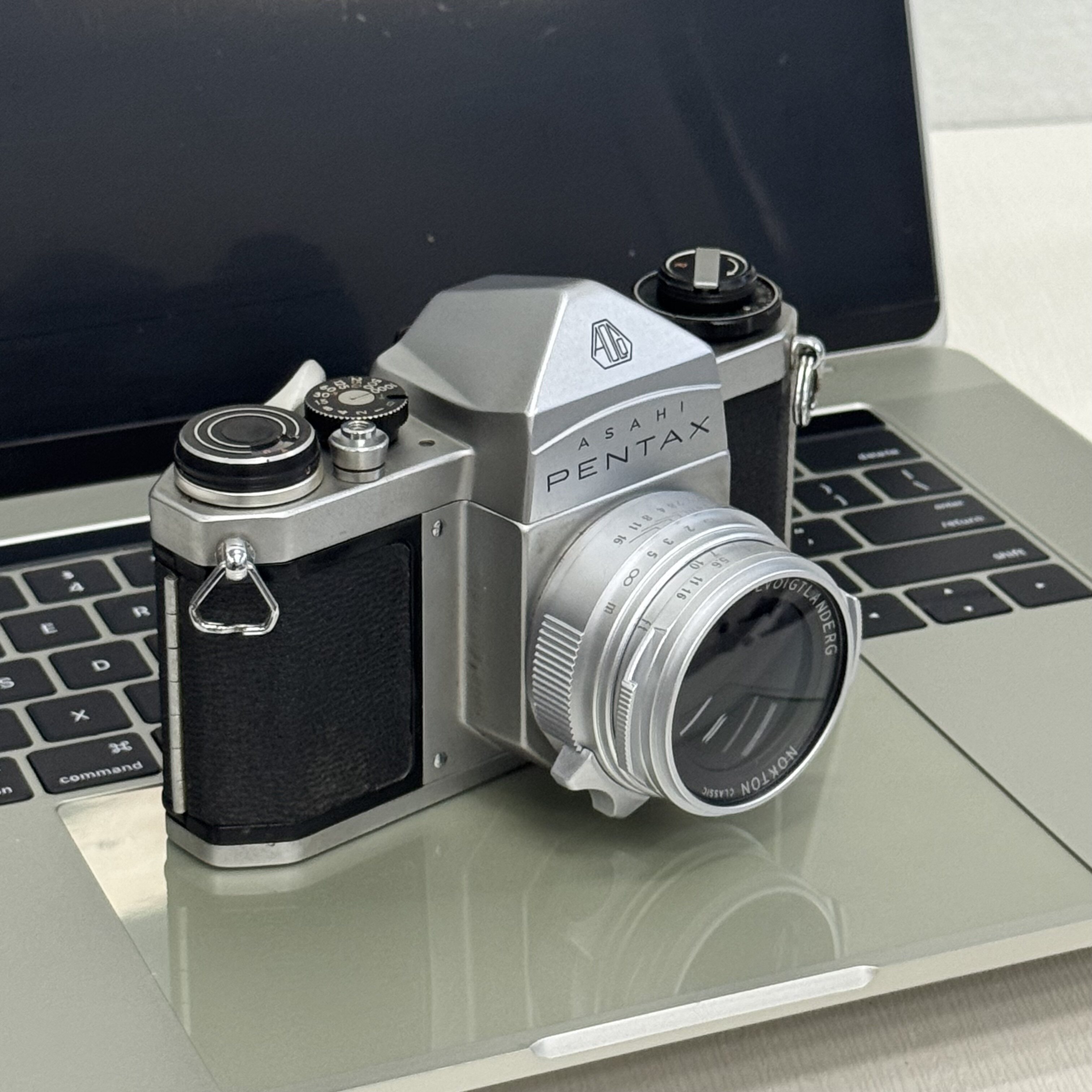 古董旧单反胶片相机真机模型复古怀旧装饰道具摆件非全新不能拍照