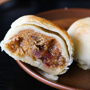 新日期贞丰蔡氏月饼兴义馥香斋传统手工纸包酥皮火腿中秋礼盒装贵