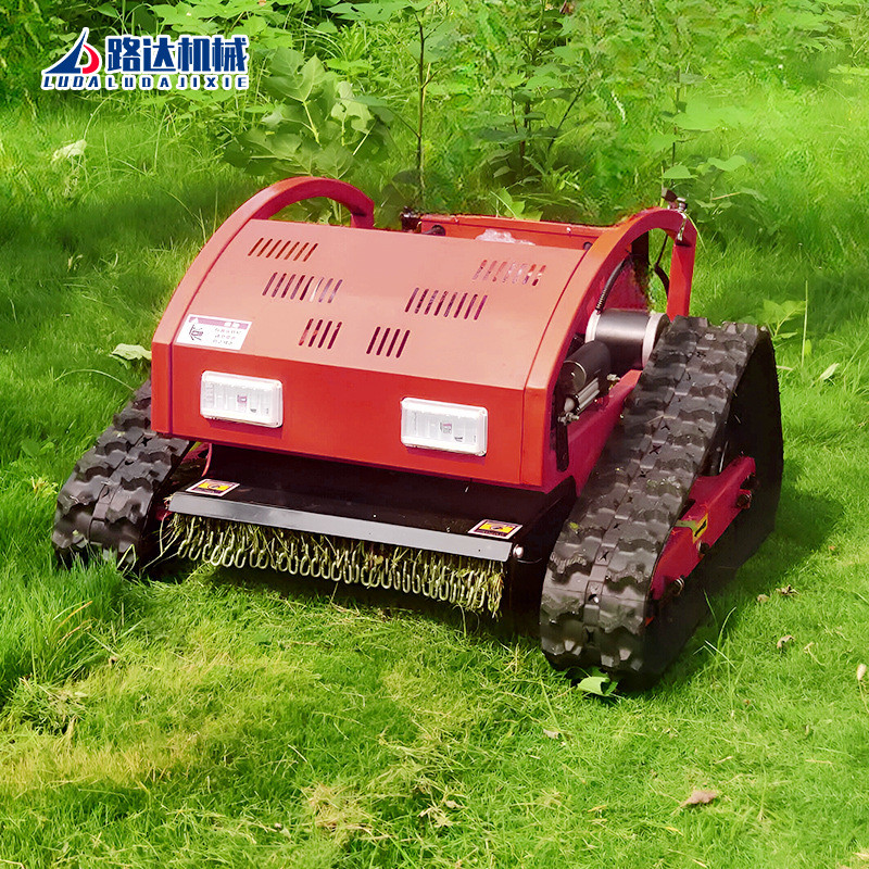 除草机智能遥控割草机果园草坪履带式全地形灌木丛小型割草机器人