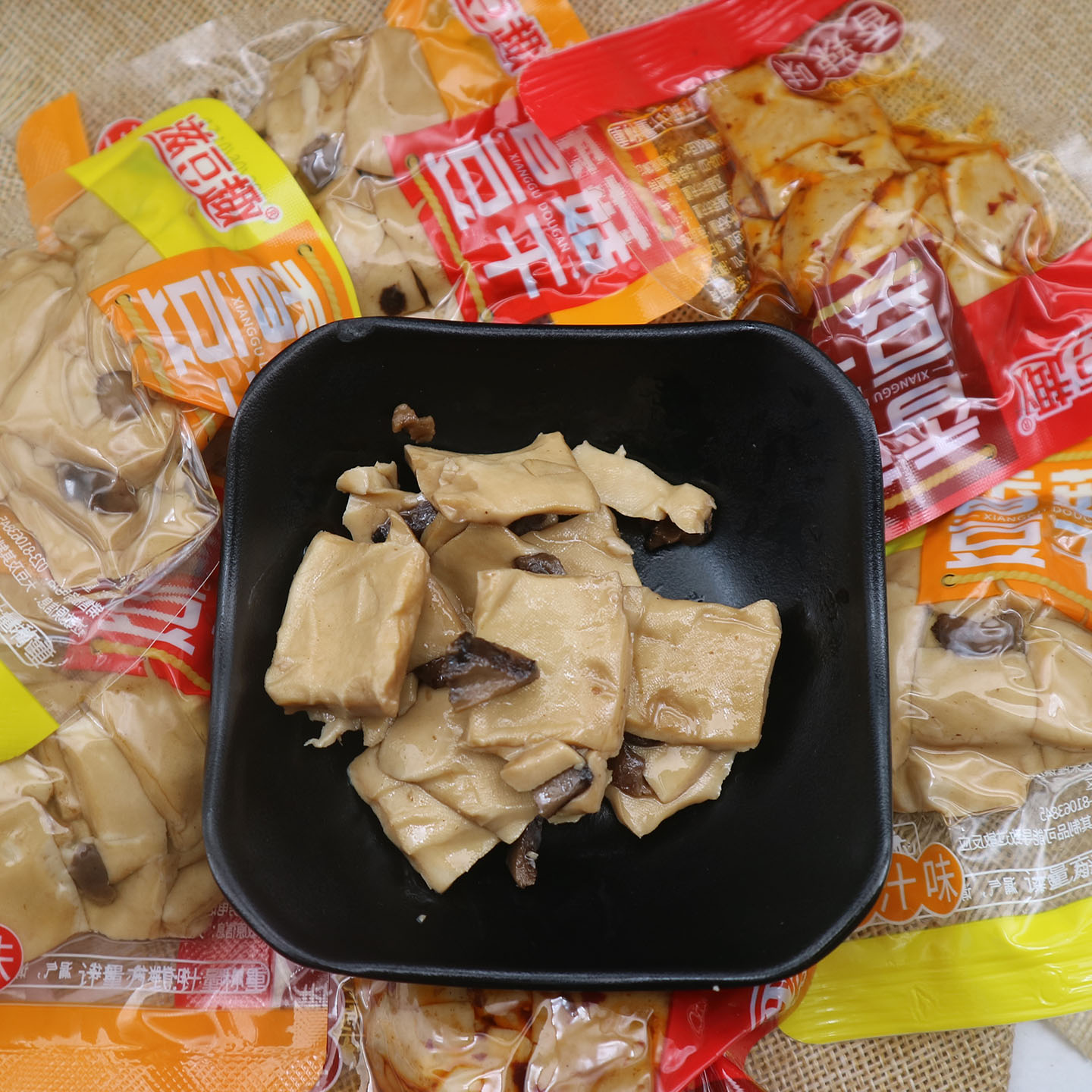 滋豆趣香菇豆干五香鸡汁香辣味散称小包装即食休闲零食