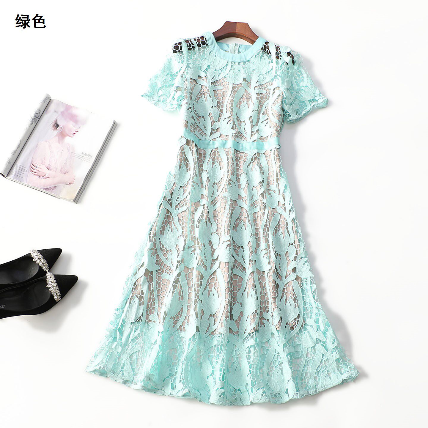 248746南油高定奢华欧洲站批200+走秀重工夏加长款套头短袖连衣裙