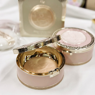 没人看到它会无动于衷！嘉娜宝26年限量天使蜜粉饼 白皙定妆