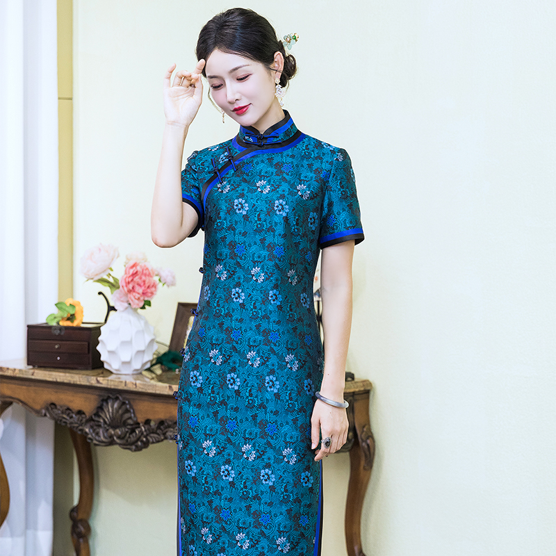 三重门复古日常长款修身旗袍中式