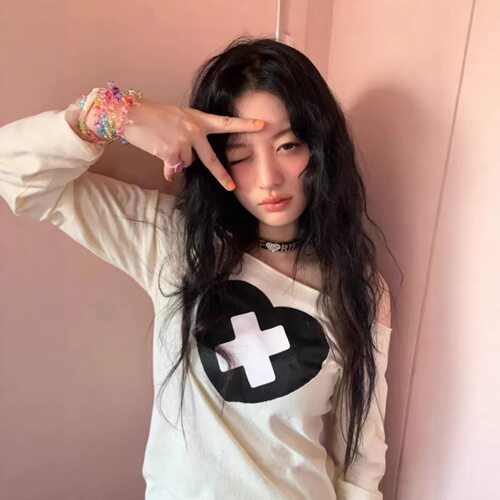韩国小众illit同款faerie甜美风爱心十字架印花长袖T恤女斜肩上衣