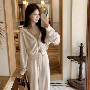 现货 许许然Madeleine【氧气少女】春季休闲运动连帽卫衣套装女