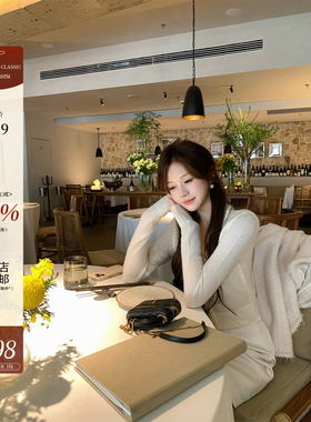 许许然Madeleine【温柔盛宴】气质白色短款v领羊驼毛针织开衫外套