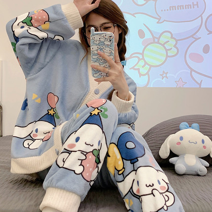 睡衣女秋冬季加绒加厚法兰绒220斤加肥加大保暖胖MM两件套可外穿