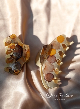 现货章小蕙Camila Paris/卡蜜拉法国醋酸米色黄花法式抓夹10cm