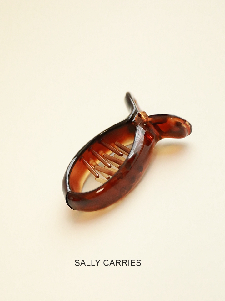 camilaparis盘发ins章小惠