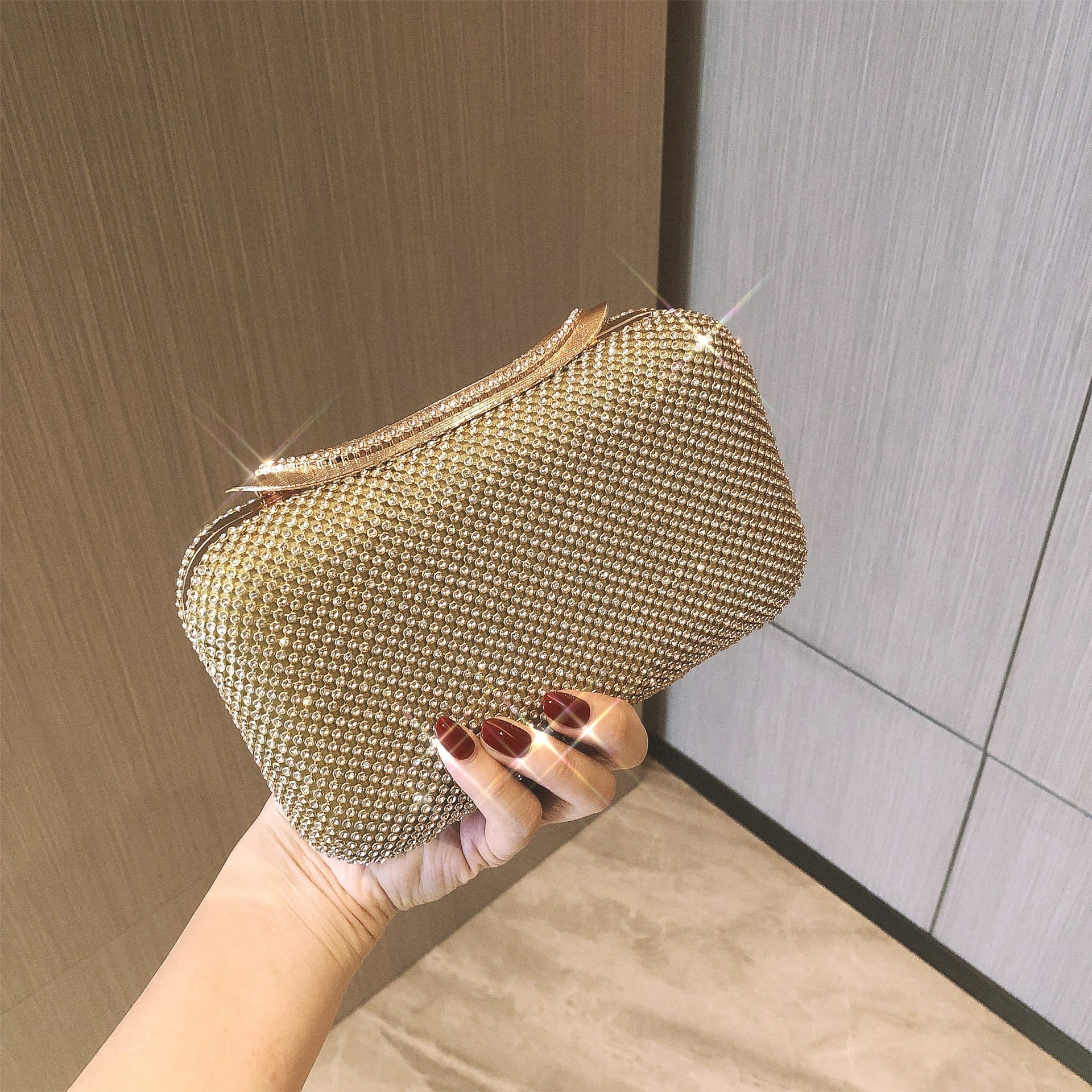 闪亮镶钻晚宴手包女小包手拿喜妈妈婚宴包包手提包配礼服旗袍的包