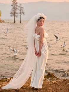 时尚减龄少女感新娘手工花朵蓬头纱婚纱摄影样片跟妆造型发箍头饰