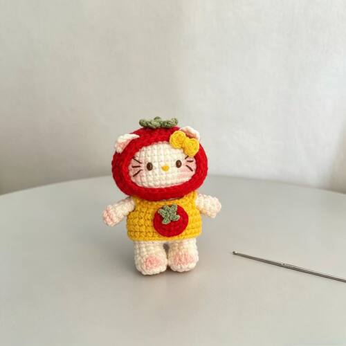 新款手工钩针番茄Kitty编织diy材料包毛线钩织手工自制玩偶挂件