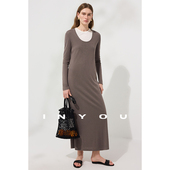 优雅简约大U领长袖 因由 针织通勤连衣裙 00上新 修身 am10
