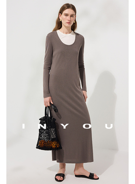 因由【02/02 am10:00上新】修身优雅简约大U领长袖针织通勤连衣裙