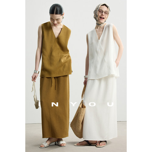 因由 简约设计感时尚套装空气凉感天丝亚麻V领背心T恤+高腰半裙