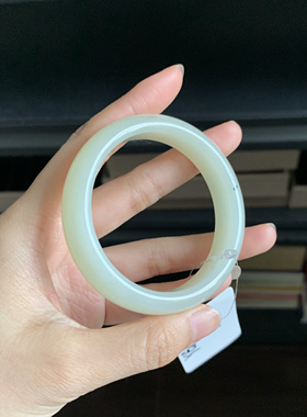 毛毛的翠//M 12780/和田玉青白玉正圈手镯//53.7/800