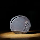 石质细腻 麻子坑 发墨如油 手工雕刻 配锦盒 砚台 文房四宝 端砚