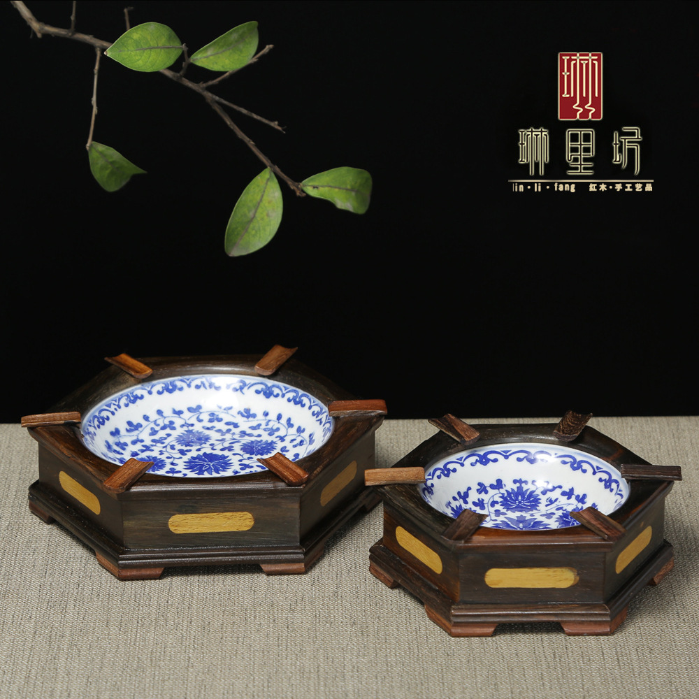 红木工艺实木质红酸枝装饰烟灰缸摆件青花瓷龙图案创意家用