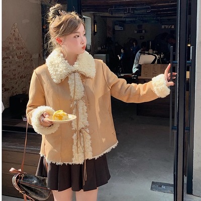 卷毛皮草女装驼色翻领绑带