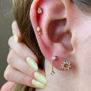 植入级钛合金链条流苏提溜锆耳钉超闪锆石养耳洞防过敏穿刺耳骨钉
