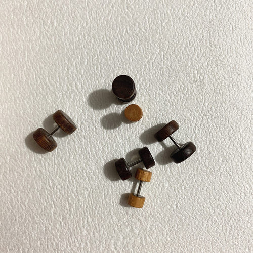 简约复古风钛钢螺丝耳骨钉耳环针