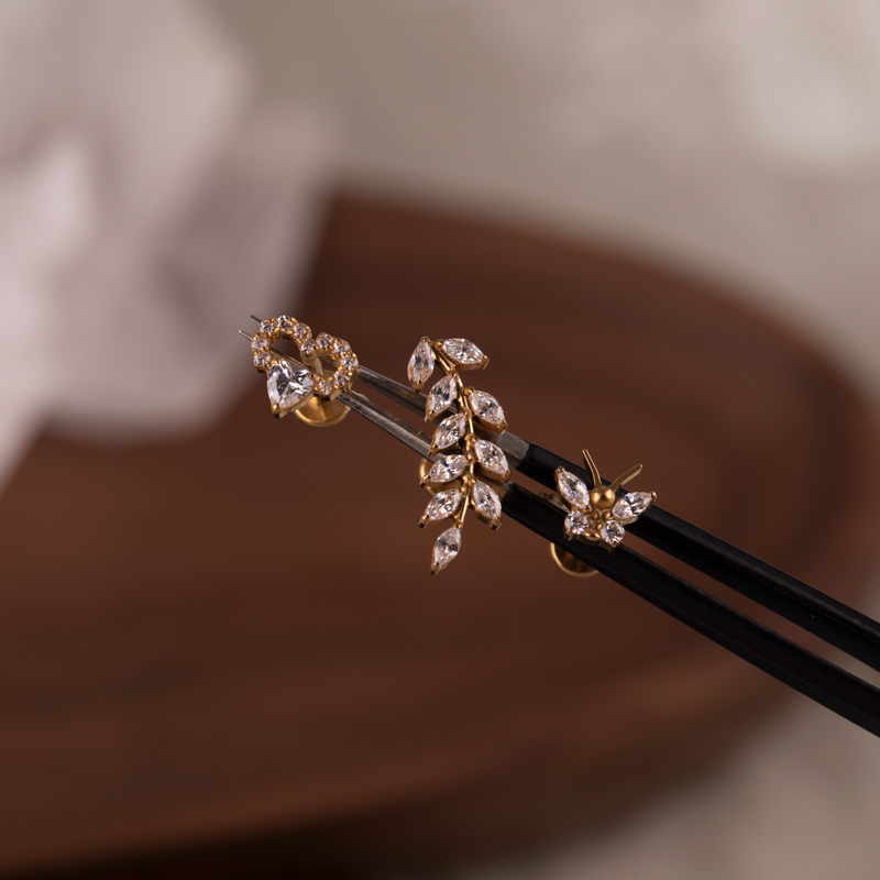 植入级医用钛合金闪锆蝴蝶爱心多款穿刺小耳钉防过敏耳蜗钉耳垂钉