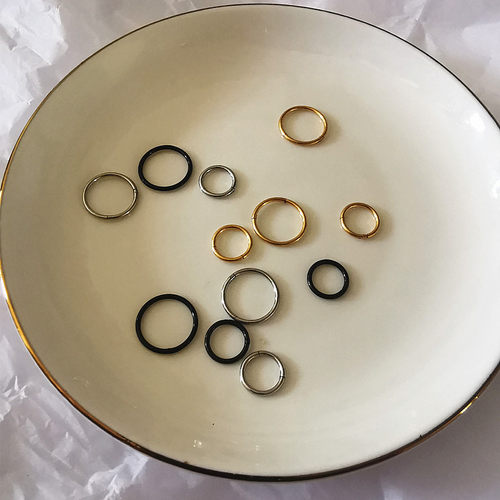 中性钛钢无缝睡觉免摘嘻哈耳圈