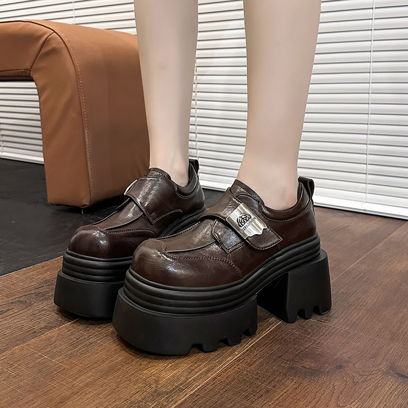 百搭小个子10cm增高配裙子时尚2025春秋新款英伦风增高厚底女短靴,女鞋,深口单鞋,淘宝优惠券,粉丝福利购,淘宝优惠卷