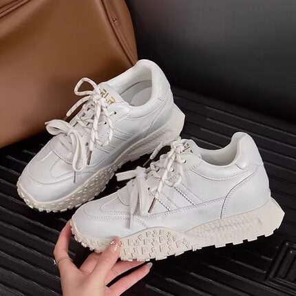 2026春季网红女增高运动7cm厚底小个子百搭洋气女鞋内增高老爹鞋