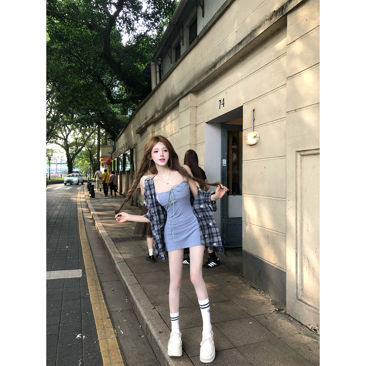 【瑞茜】 慵懒假日 夏季ins风慵懒吊带连衣裙衬衫 R66691-1H