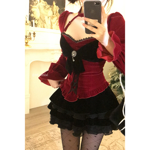 【瑞茜】圣诞战袍 冬季纯欲显瘦丝绒长袖上衣半裙R6929-1H