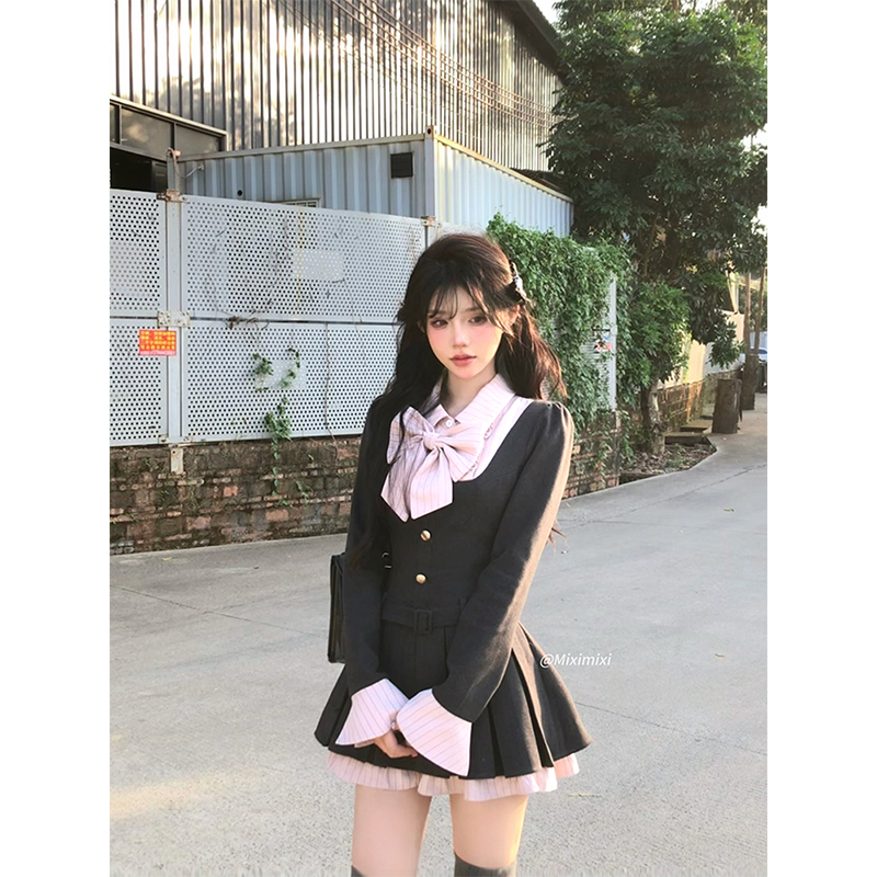 秋季甜美学院风显瘦百褶长袖裙子