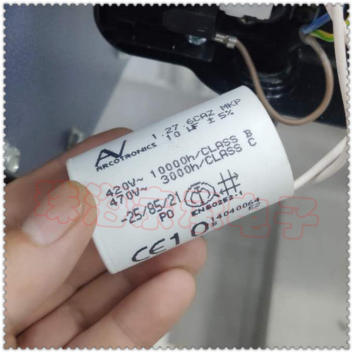 AV电容器1.27.6CAZMKP10uF
