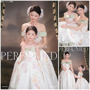 亲子装摄影服装刘亦菲同款礼服拍照衣服母女装连衣裙影楼写真照