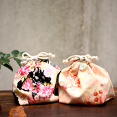 双层 夜用 包大容量可以装 日本和风束口袋 卫生巾姨妈巾收纳袋