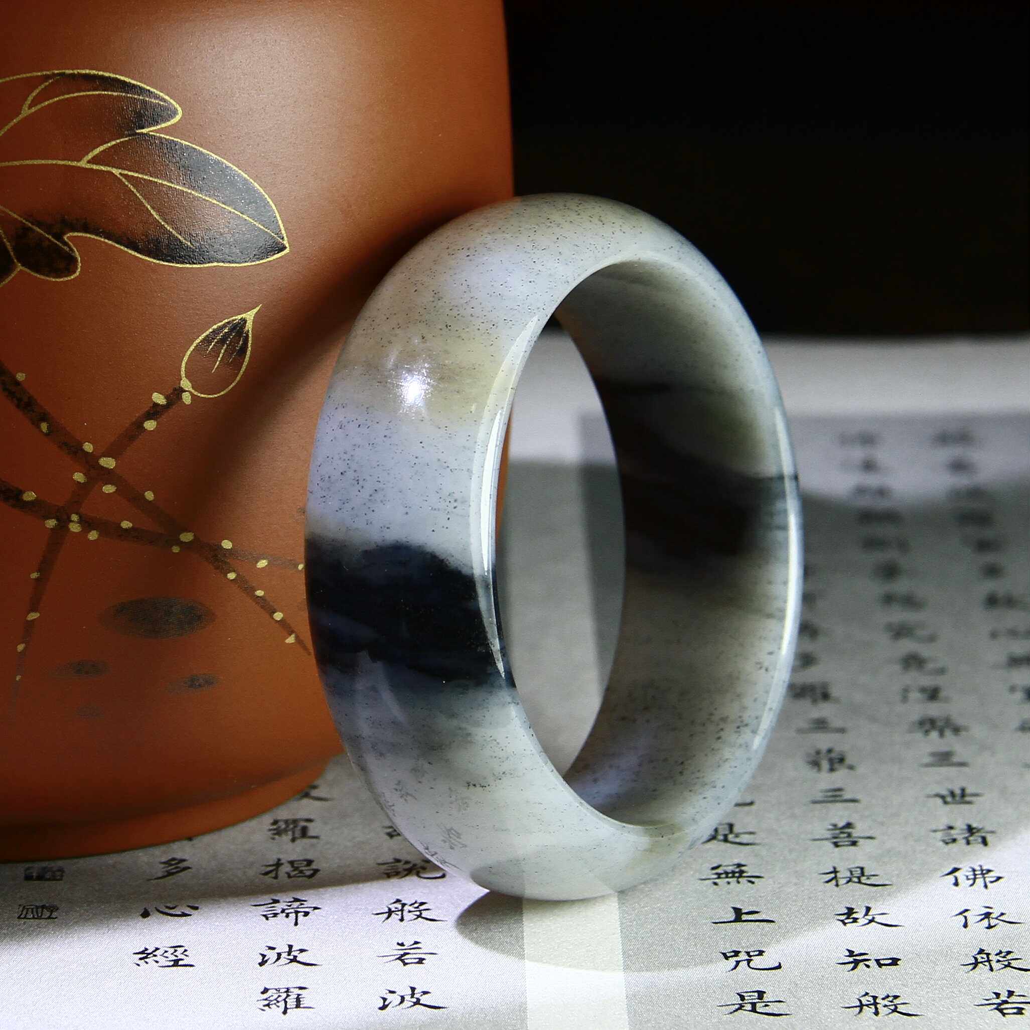 老石头和田玉纯天然三色水墨青花镯子黑白分明墨玉籽料手镯58圈口