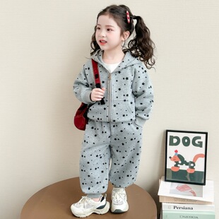 女童春秋套装2026新款春装星星印花连帽兔耳外套中小童时髦两件套