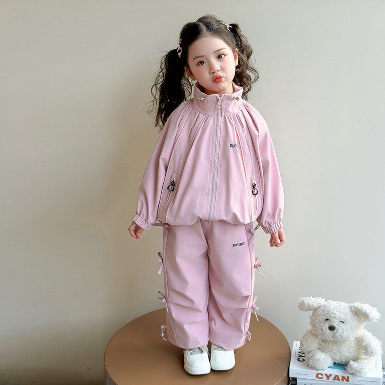 儿童外套裤子套装2026新款春秋小女孩户外工装女童休闲两件套春款