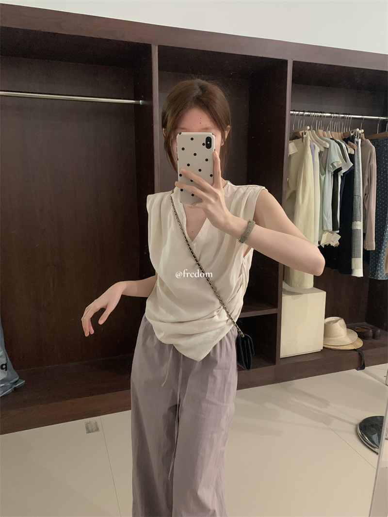 Hers 一勺甜9232#杏色v领设计感小众上衣无袖薄款雪纺衫气质衬衫