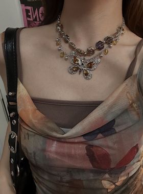 重工复古蝴蝶花朵项链女甜酷朋克小众高级感锁骨链辣妹个性颈