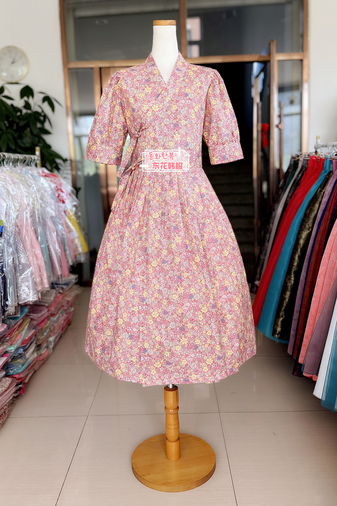 朝鲜族 生活韩服连衣裙 日常韩服连衣裙 断码特价 - 实物图