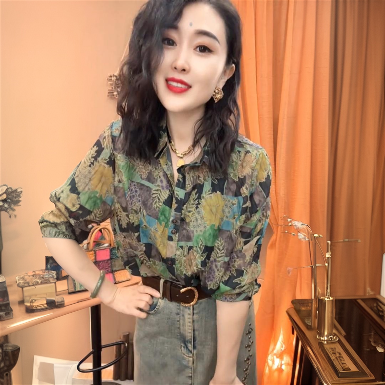 春夏时尚长袖丝麻薄款防晒衬衫宽松休闲遮肉印花衬衣打底上衣小衫