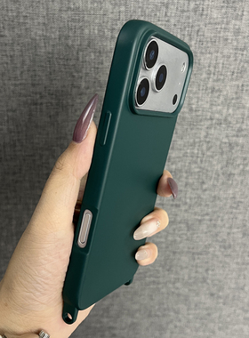 三只鱼【复古肤感液态硅胶墨绿色】适用苹果17/16/15/14promax手机壳新款ipone小众挂绳款防摔全包保护套男女