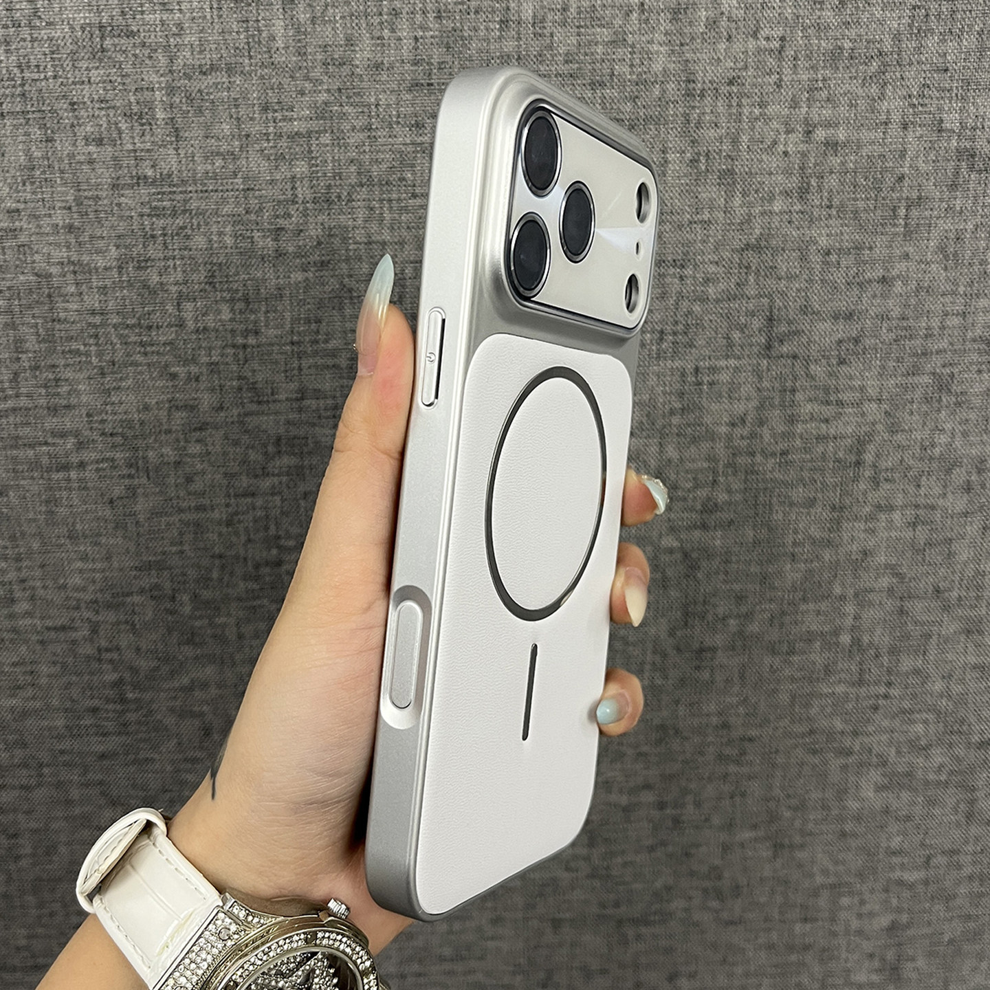 三只鱼【气质素皮纹磁吸典雅白】适用苹果17/16/15promax手机壳新款镜头膜ipone网红防摔全包保护套男女高档,3C数码配件,手机保护套/壳,淘宝优惠券,粉丝福利购,淘宝优惠卷